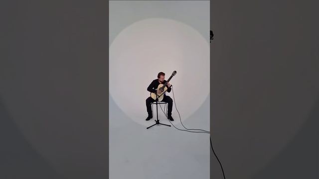 И снова играет Андрей Якунин Музыкант