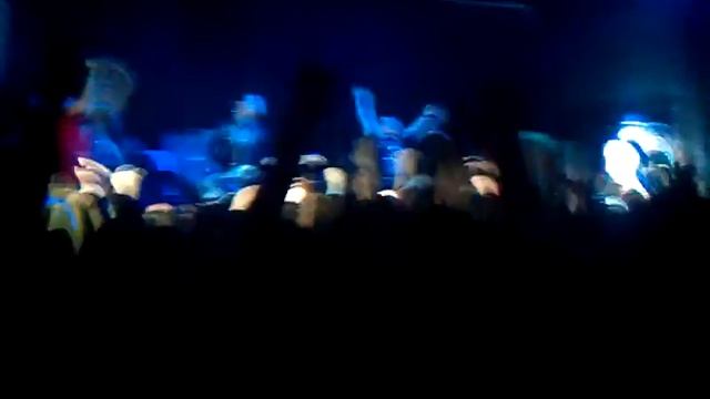 Sum 41 Still waiting  Клуб Космонавт 27 07 2012 w смотреть онлайн