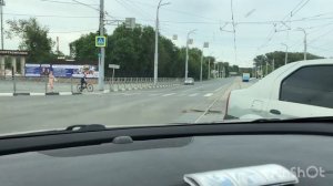 Один и тот же перекресток, проезд двумя способами,