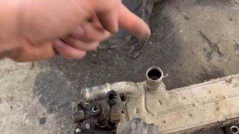 Купил Volkswagen Touran 2.0TDI по цене гнилых жигулей в 2024 году! «Мой Touran» часть 1