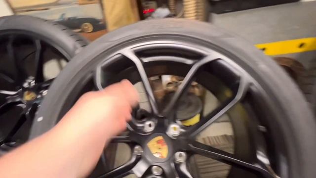 Porsche Cayenne E3 обзор оригинальных дисков 22 диаметр. смотреть онлайн