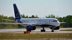 Самолет «Роскосмоса» Ту-204-300 совершил первый официальный рейс в аэропорту Восточный