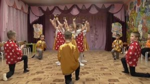 Танец с ложками