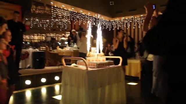 Жар птица - рожден ден 3 г. - част 4 тортата смотреть онлайн