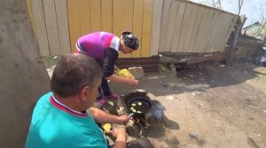 Жизнь в деревне. Делаю омлет с картошкой, на костре