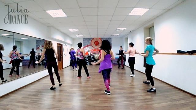 Dance Fitness (Maluma / Felices Los 4). Киев, Нивки смотреть онлайн