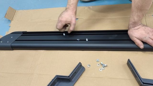 Пороги на Jeep Grand Cherokee WK2 - Видео Инструкция по Установке смотреть онлайн