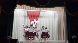 Краснофлотский СДК -   танец "Колечко" / хореографическ?