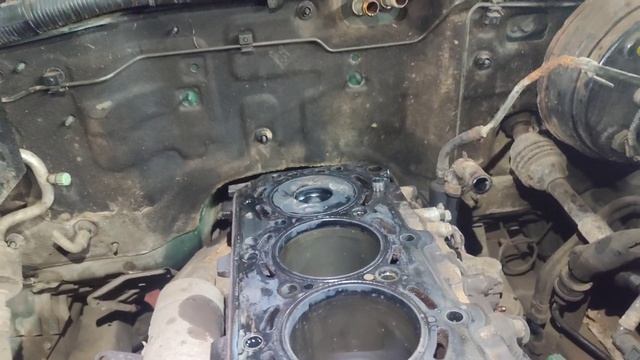 Hyundai Terracan 2.9 пробило прокладку ГБЦ, ослаблены болты гол смотреть онлайн