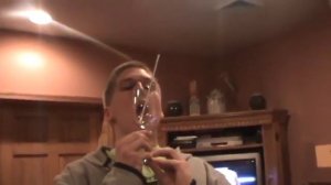 Разбил стакан голосом