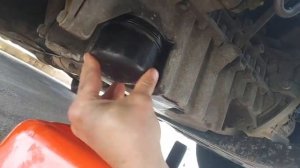 Замена масла в Volvo s 40  своими руками в Испании