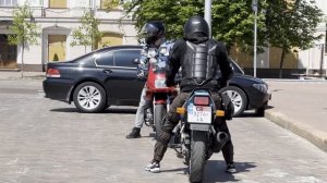 SUZUKI GS500E против HONDA CB500. Братики