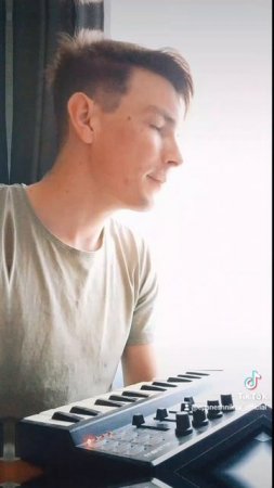 Трек «EPANESHNIKOV-Продолжай дальше верить» уже доступна для прослушивания на всех площадках!