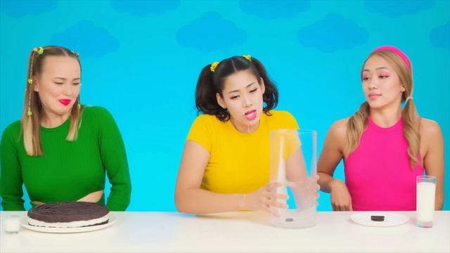 Большая, Средняя или Маленькая Тарелка Челлендж от Toon смотреть онлайн