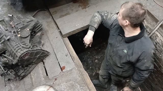 Nissan March K11 CG10 Замена АКПП / Nissan March K11 CG10 Automatic Transmission Replacem смотреть онлайн