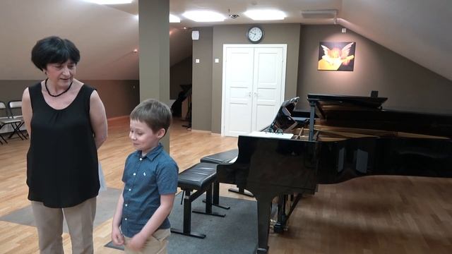 П.И.Чайковский Танец феи Драже из балета "Щелкунчик" Пе смотреть онлайн