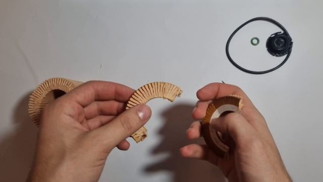 Разбор масляного фильтра автомобиля MANN HU | Полный разб смотреть онлайн