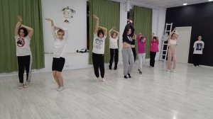 K-pop | кей поп девченки молодцы. Разучивают новый танец ?