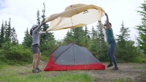 MSR Freelite™ Tent Setup