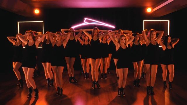 Stefflon Don - 16 shots |  Настя Суринович смотреть онлайн