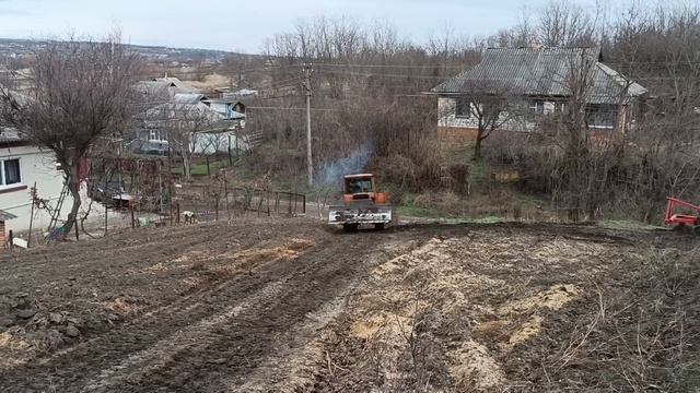 Турбо тяга на ДТ 75 🤣 смотреть онлайн