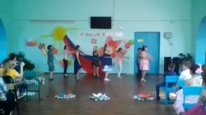 Танец на выпускной  в 4 классе