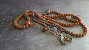 Буддийские четки мужские из рудракши
