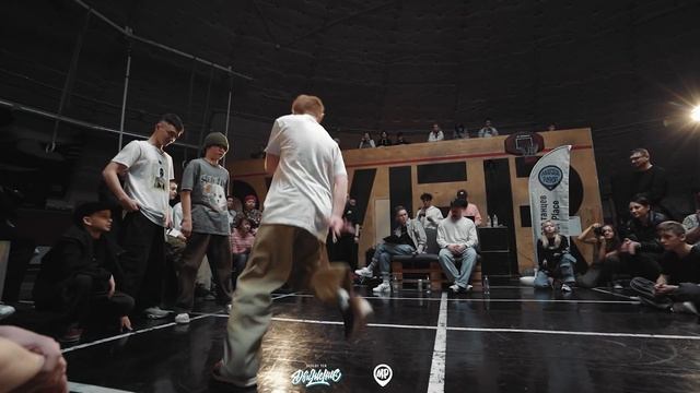 РыжМастер vs Lil Kras / TOP 18 / Breaking 11-13 лет / ДВИЖЕНИЕ Battle смотреть онлайн