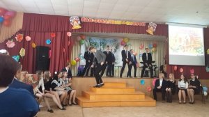 Танец мальчиков на последний звонок 2018 48 школа