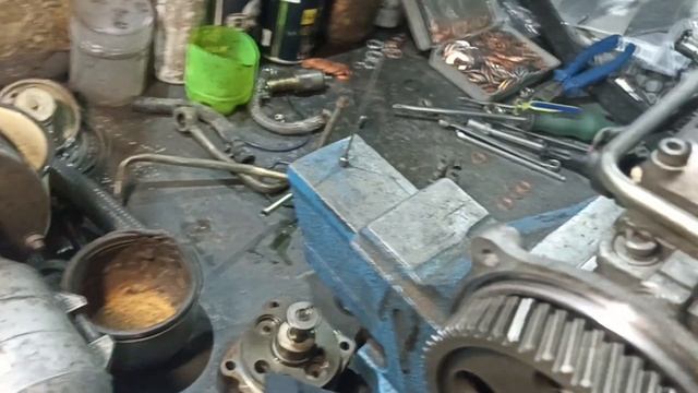 Усилие (момент) затяжки штуцера подачи топлива на ТНВД смотреть онлайн