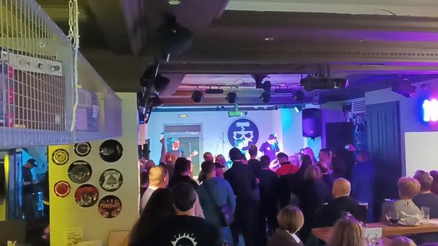 "Танец "..Группа Игра песни Кино. клуб Штопор. смотреть онлайн