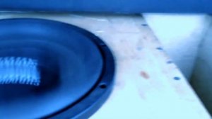 Копия видео "Как играет pioneer 88 и sundown audio 10 сандаль "10""