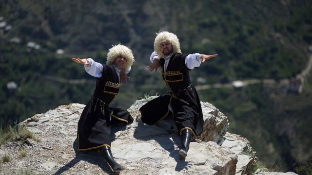 Кумыкская песня  Таргъу яшлар  Ш.Аманатов 