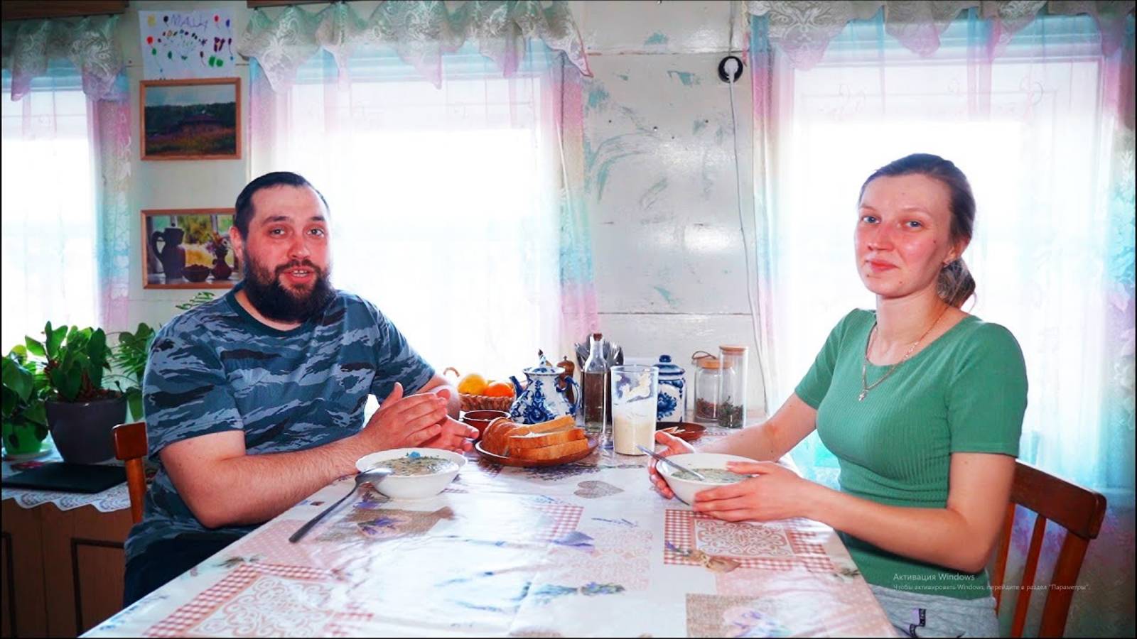 ЖИВЕМ В ДЕРЕВНЕ МЕЧТЫ НА СЛИЯНИИ РЕК ｜ УРАГАН ПРОШЕЛСЯ В ОГОРОДЕ ｜ РАЗНООБРАЗНЫЙ КОРМ ДЛЯ СКОТИНЫ