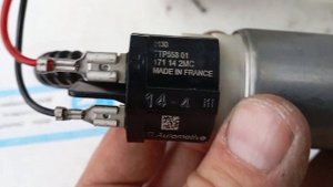 Вскрытие топливного фильтра.