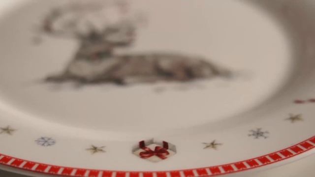 Десертная тарелка «Сноуфан» смотреть онлайн