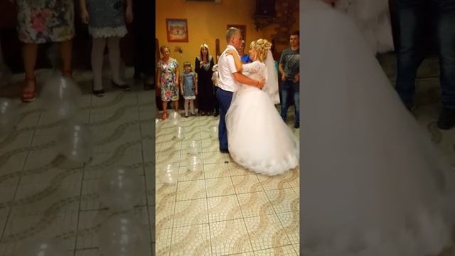 Свадебный танец смотреть онлайн