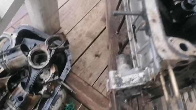 Москвич 412 разобрали ранний и поздний двигатели смотреть онлайн