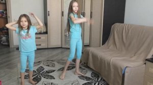 Танец макарена