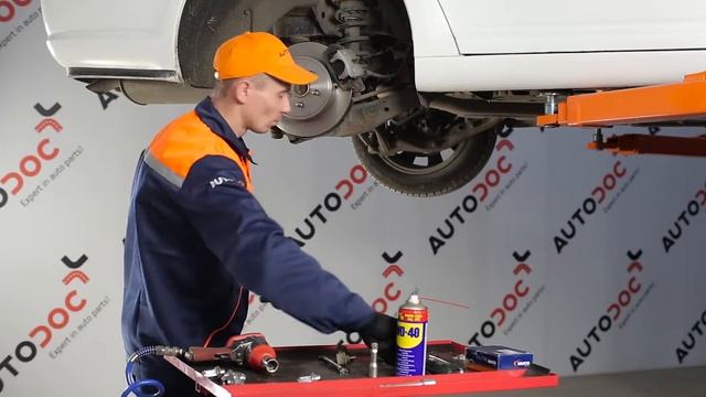 Návod: Ako vymeniť tyčka stabilizátora zadná na TOYOTA AVENSIS 2 Т25 смотреть онлайн