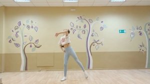 танец под песню "улыбайся"