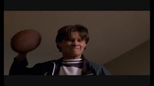 Ian Somerhalder gets kick in the balls/Ян Сомерхолдер получил по яйцам