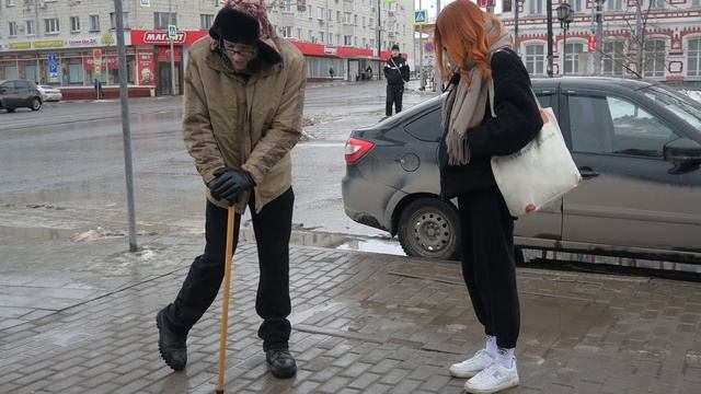 ПРОФЕССИОНАЛЬНЫЙ ТАНЦОР ПРИТВОРИЛСЯ ДЕДОМ  DANCE PRANK