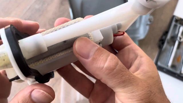 Топливный насос в бензобаке Voge 300 rally | Jul 12, 2024 смотреть онлайн