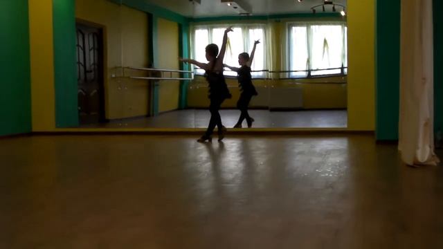 Баженова Настя 6 лет (Бальные танцы) смотреть онлайн