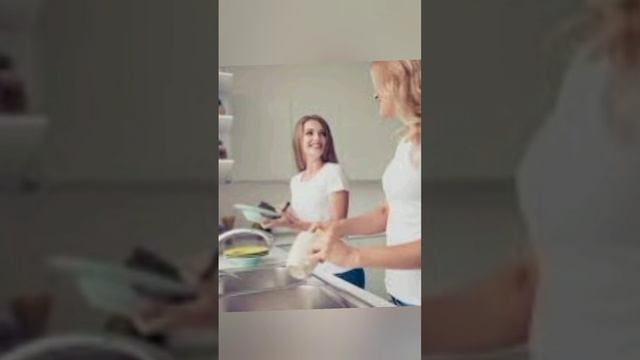 Почему в гостях нельзя мыть посуду? В каком случаи мыт?