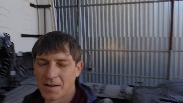 Дальнобой по России 🇷🇺 замена тормозных дисков на п? смотреть онлайн