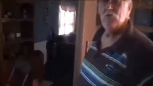 ЗЛОЙ ДЕД и сломанный ноутбук