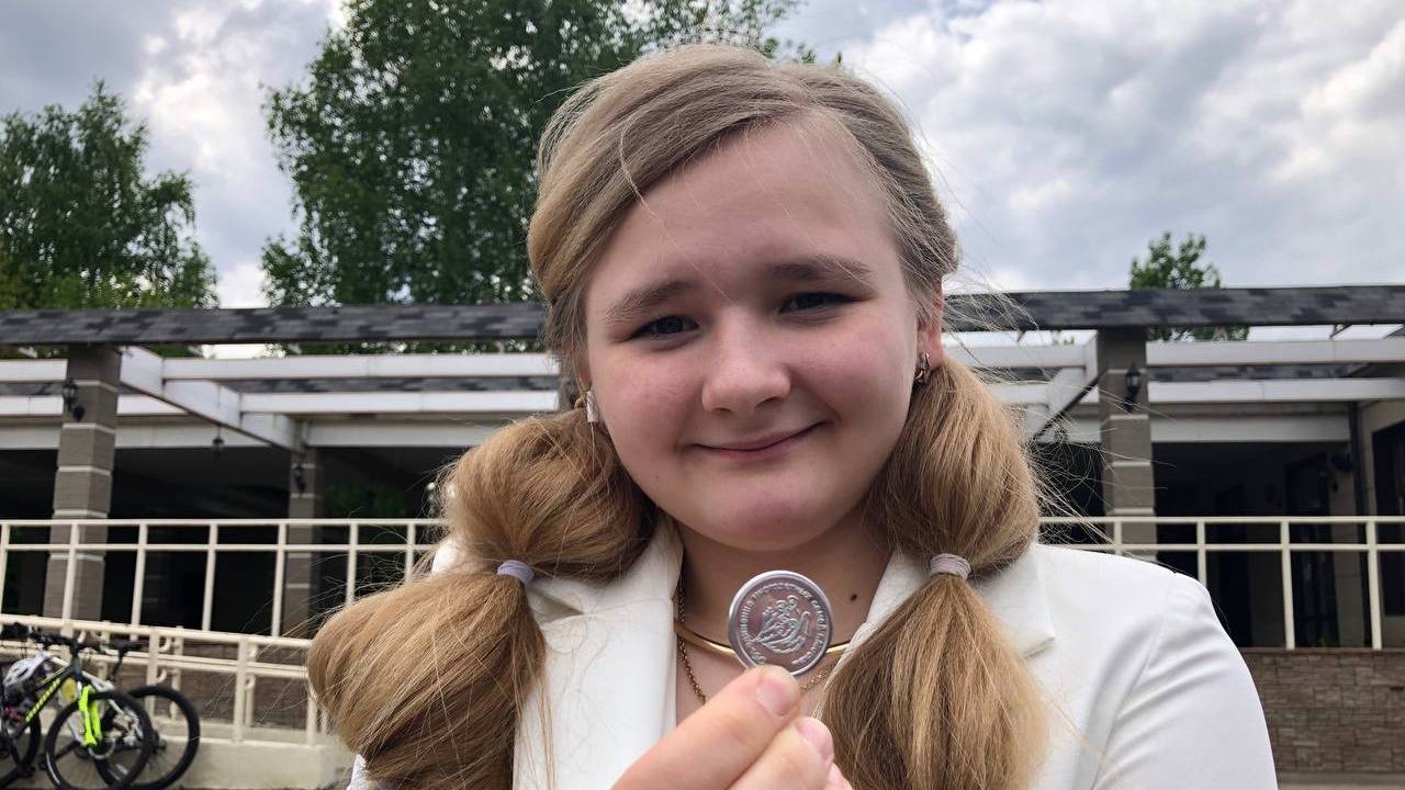 Олеся Тараненко исполняет "Жили-Были" из сериала "Солдаты". смотреть онлайн