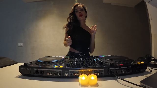 DJ SOFIA - MELODIC TECHNO & FUTURE RAVE DJ SET - SOFIA'S NIGHT #6 (Anyma, David Guetta, Morten)